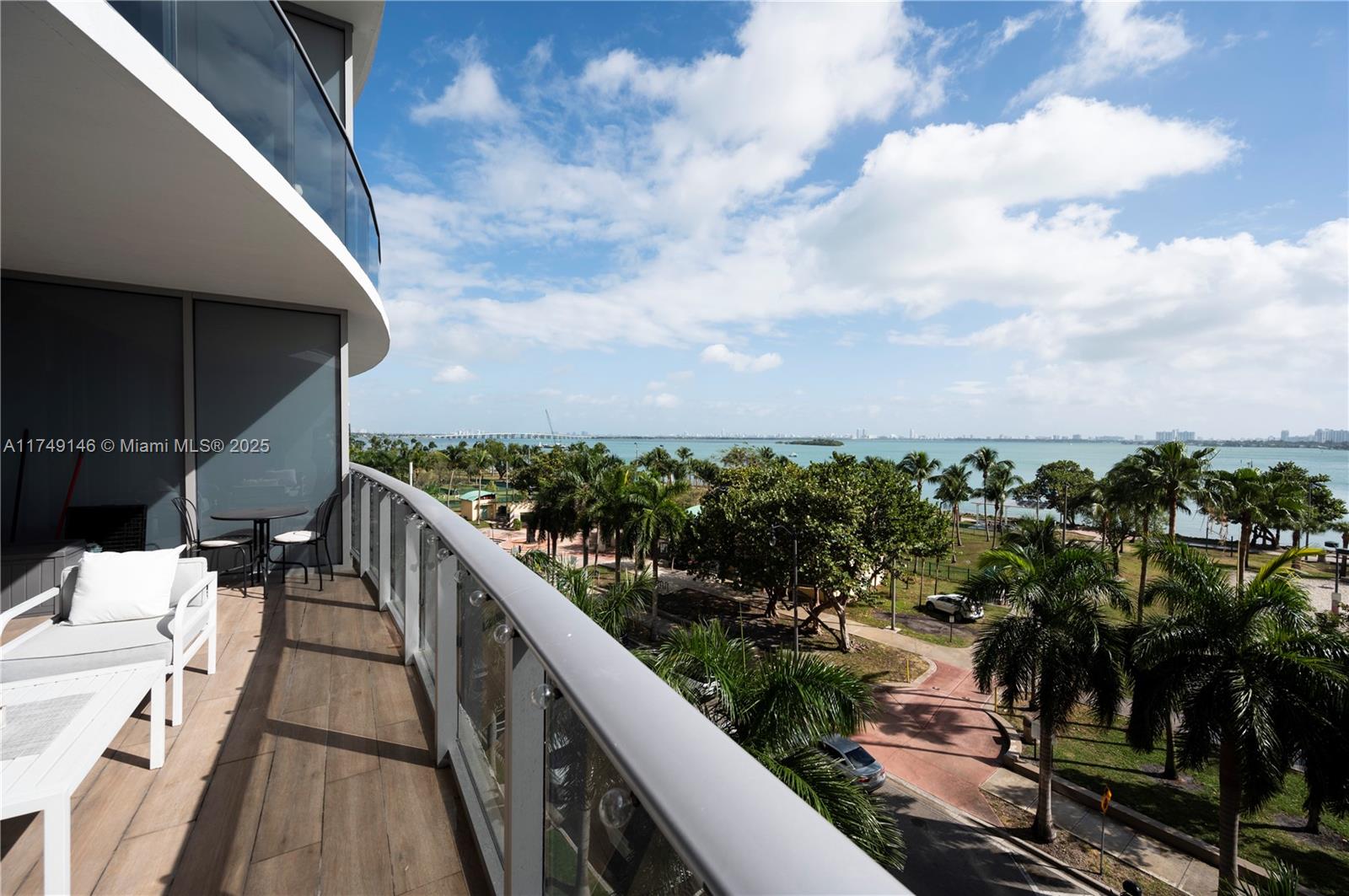 488 NE 18th St #304, Miami FL 33132