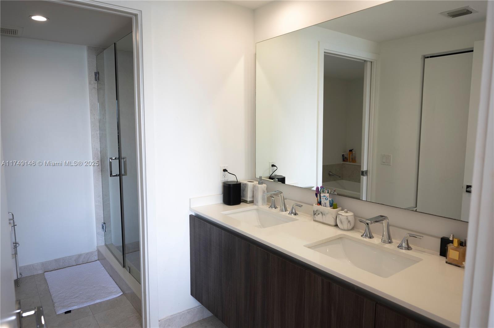 488 NE 18th St #304, Miami FL 33132