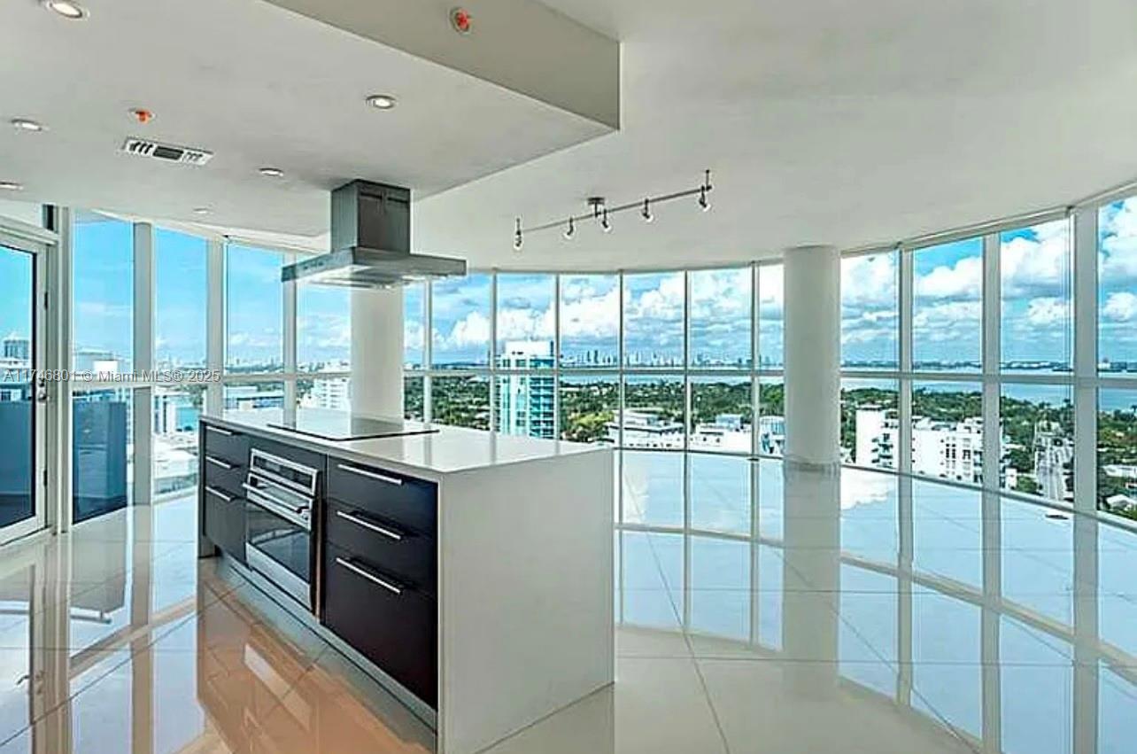 6301 Collins Ave #2705, Miami Beach, Florida image 1