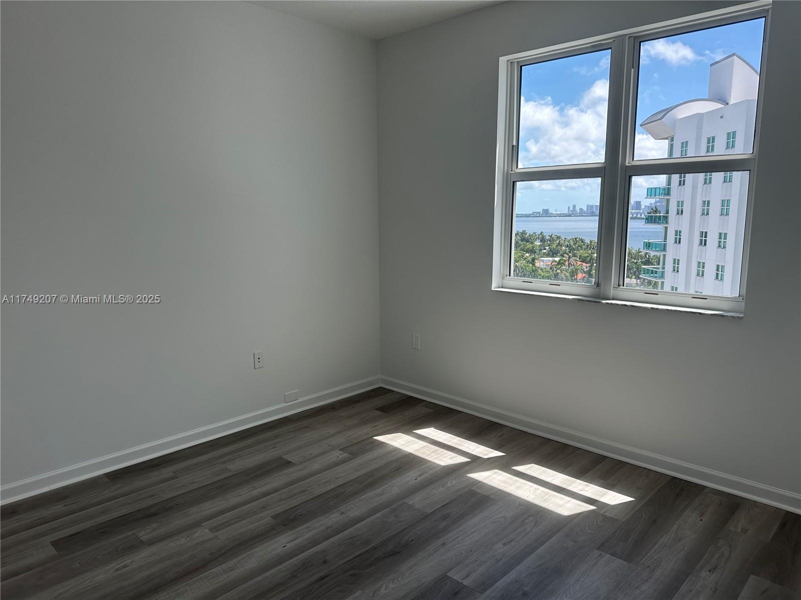 7900 Harbor Island Dr #1404, North Bay Village FL 33141