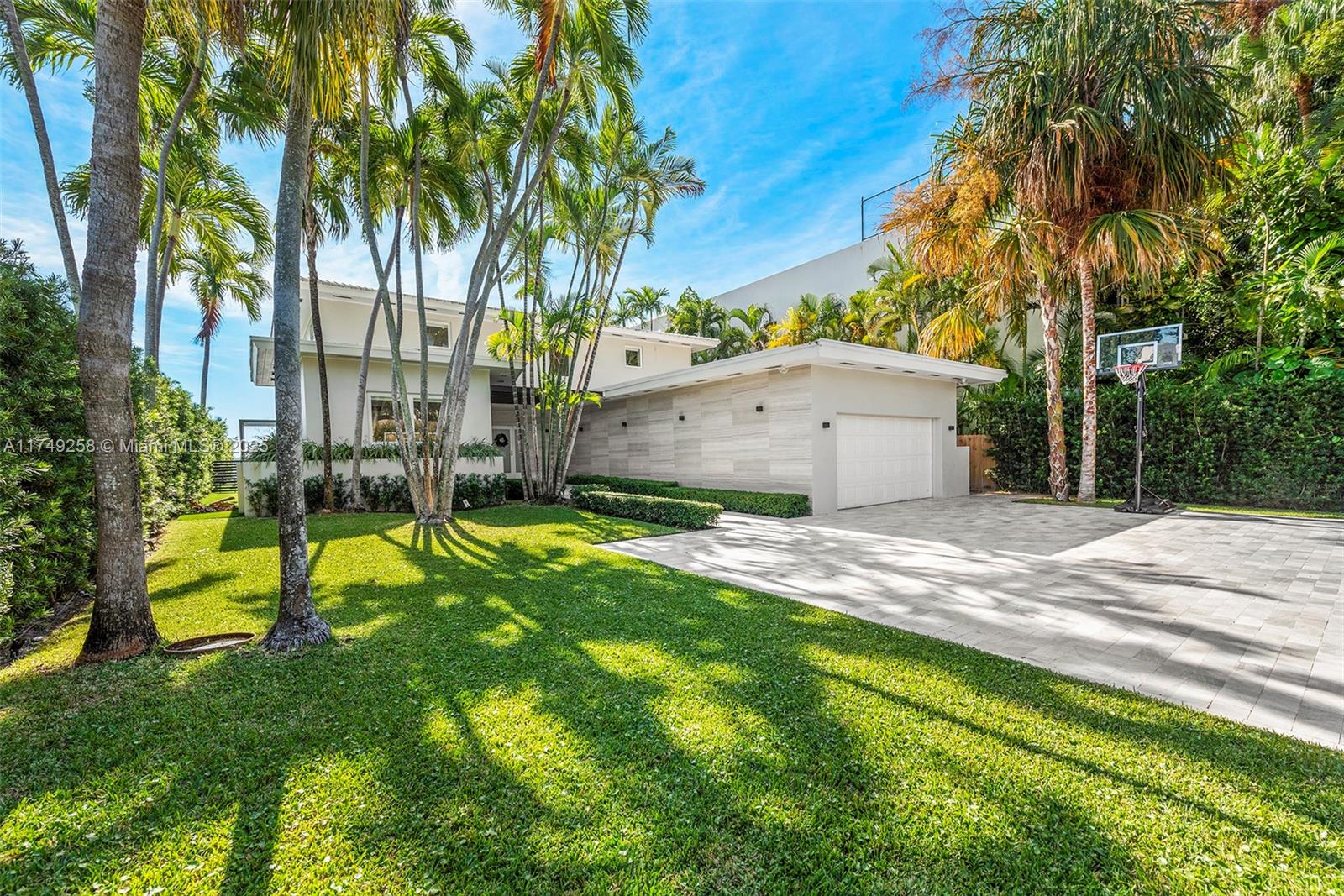 Listing Photo 25