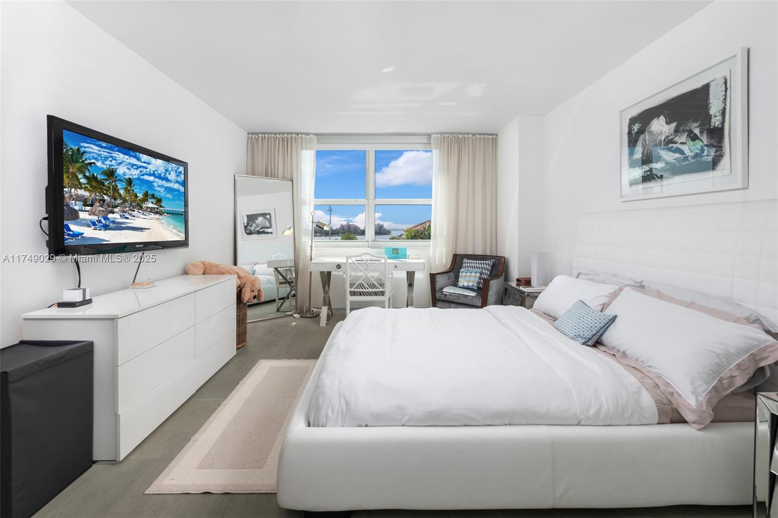 90 Alton Rd #704, Miami Beach FL 33139