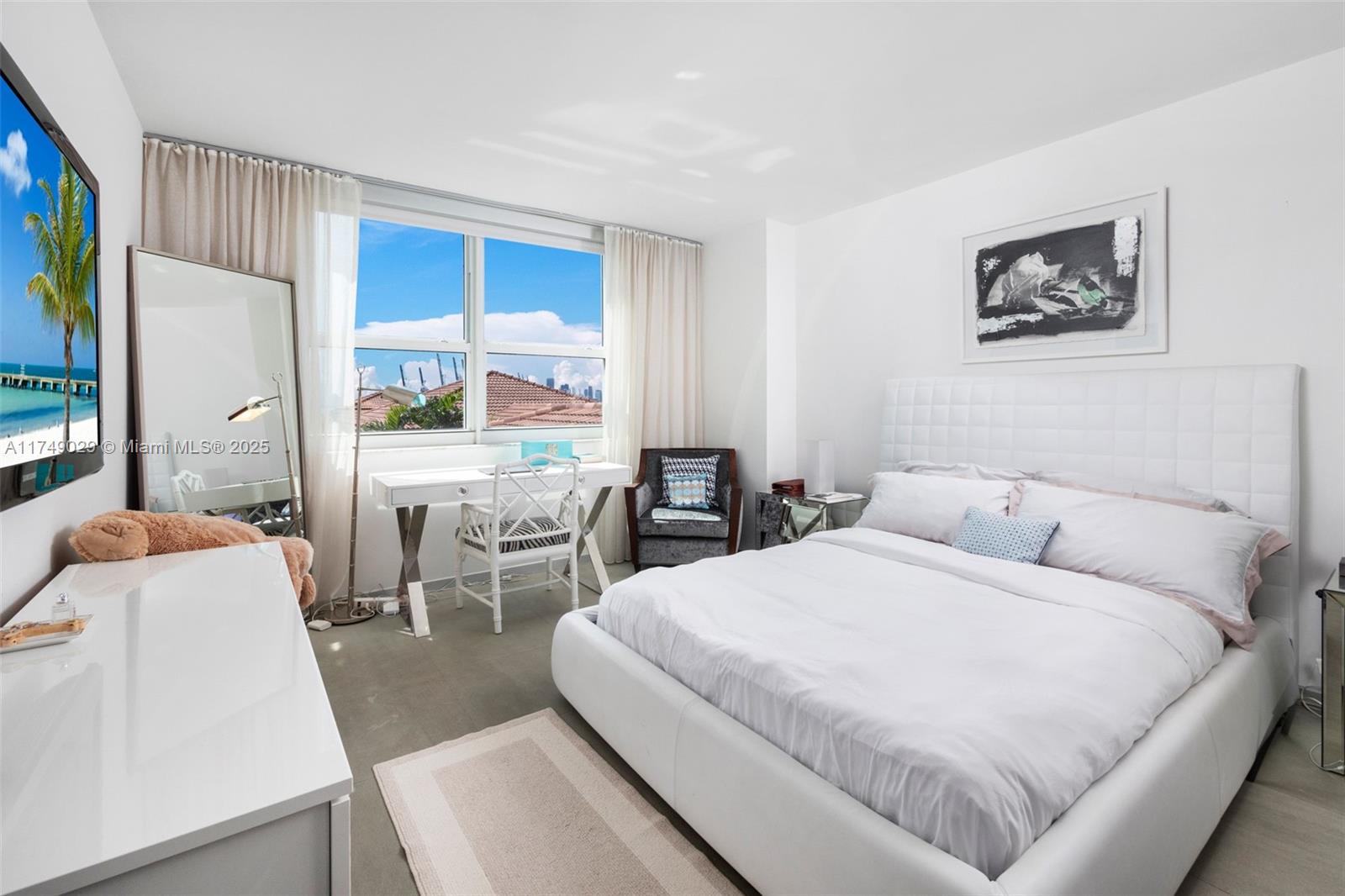 90 Alton Rd #704, Miami Beach FL 33139