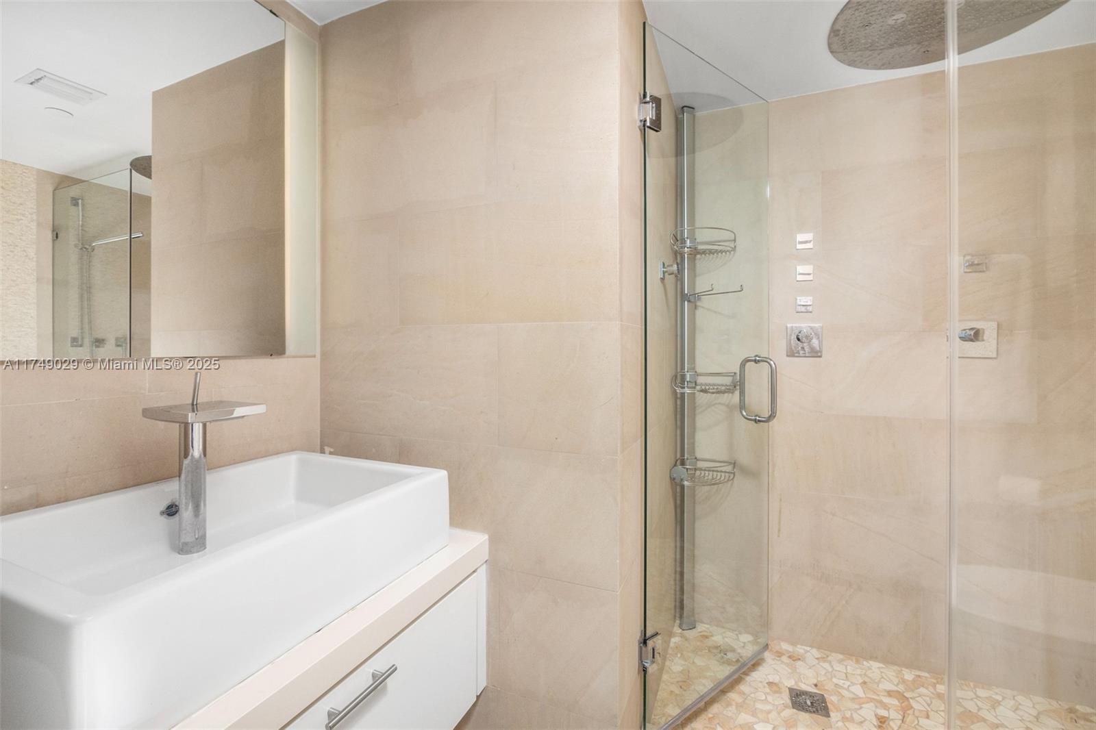 90 Alton Rd #704, Miami Beach FL 33139