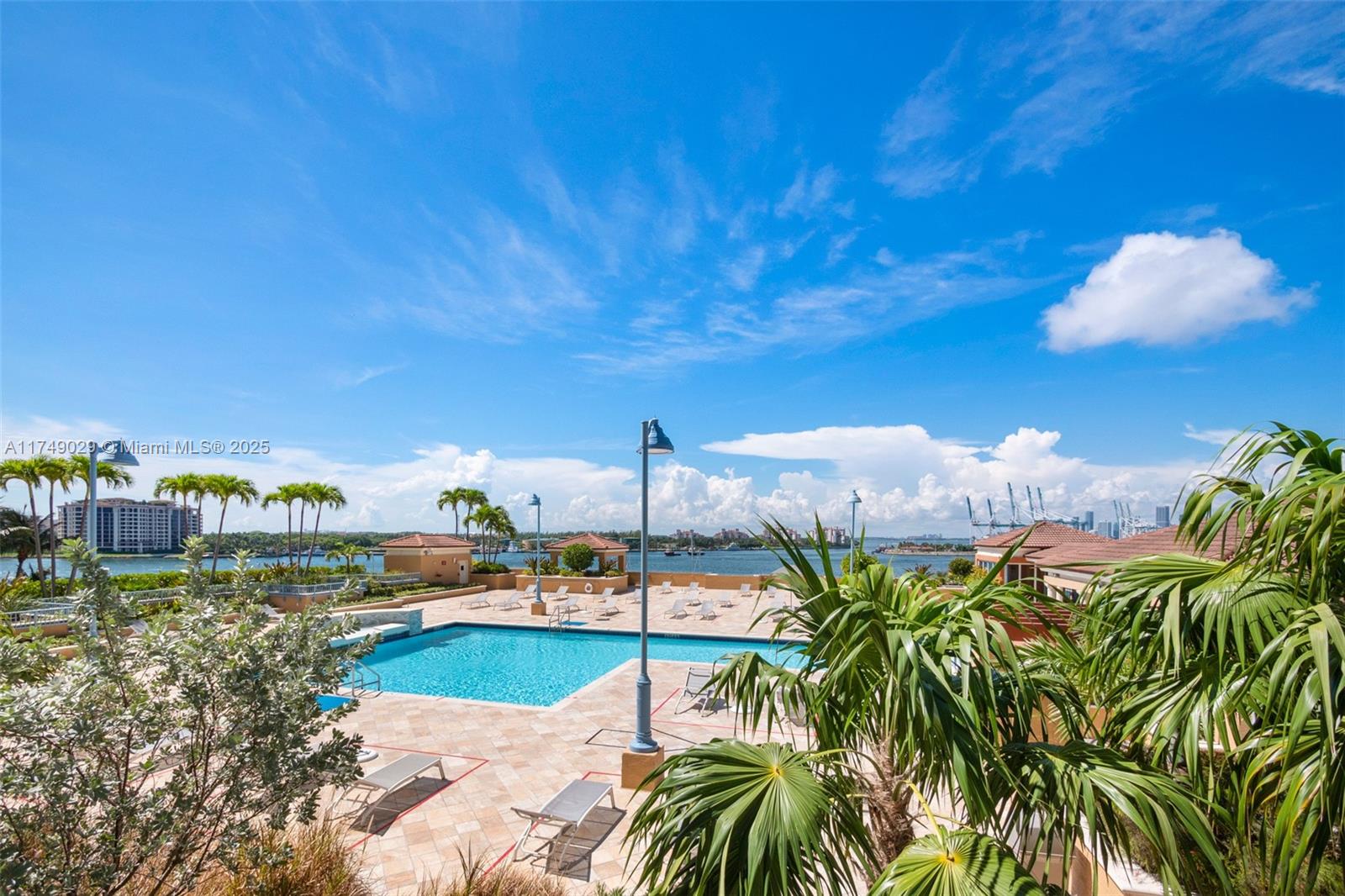 90 Alton Rd #704, Miami Beach FL 33139
