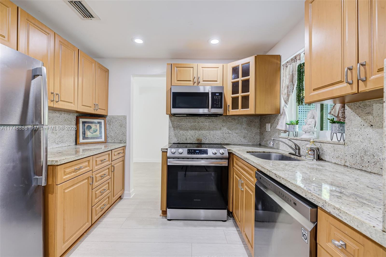 6209 SW 78th St #2E, South Miami, Florida image 8