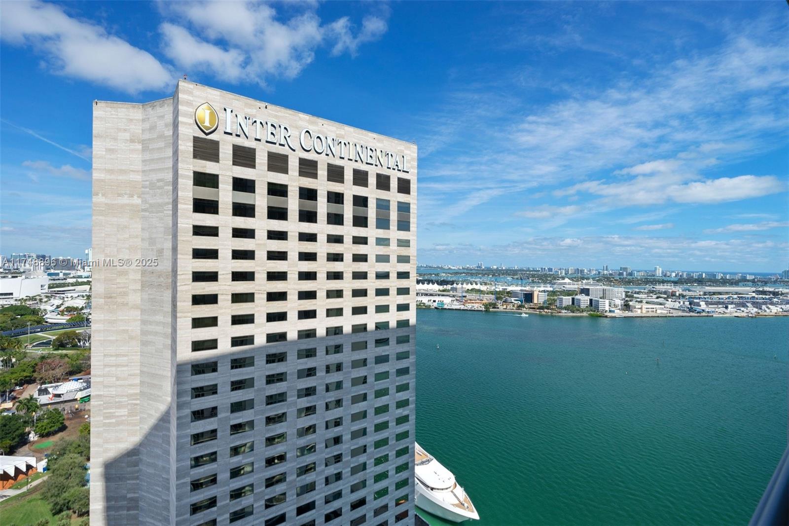 335 S Biscayne Blvd #2402, Miami, Florida image 4