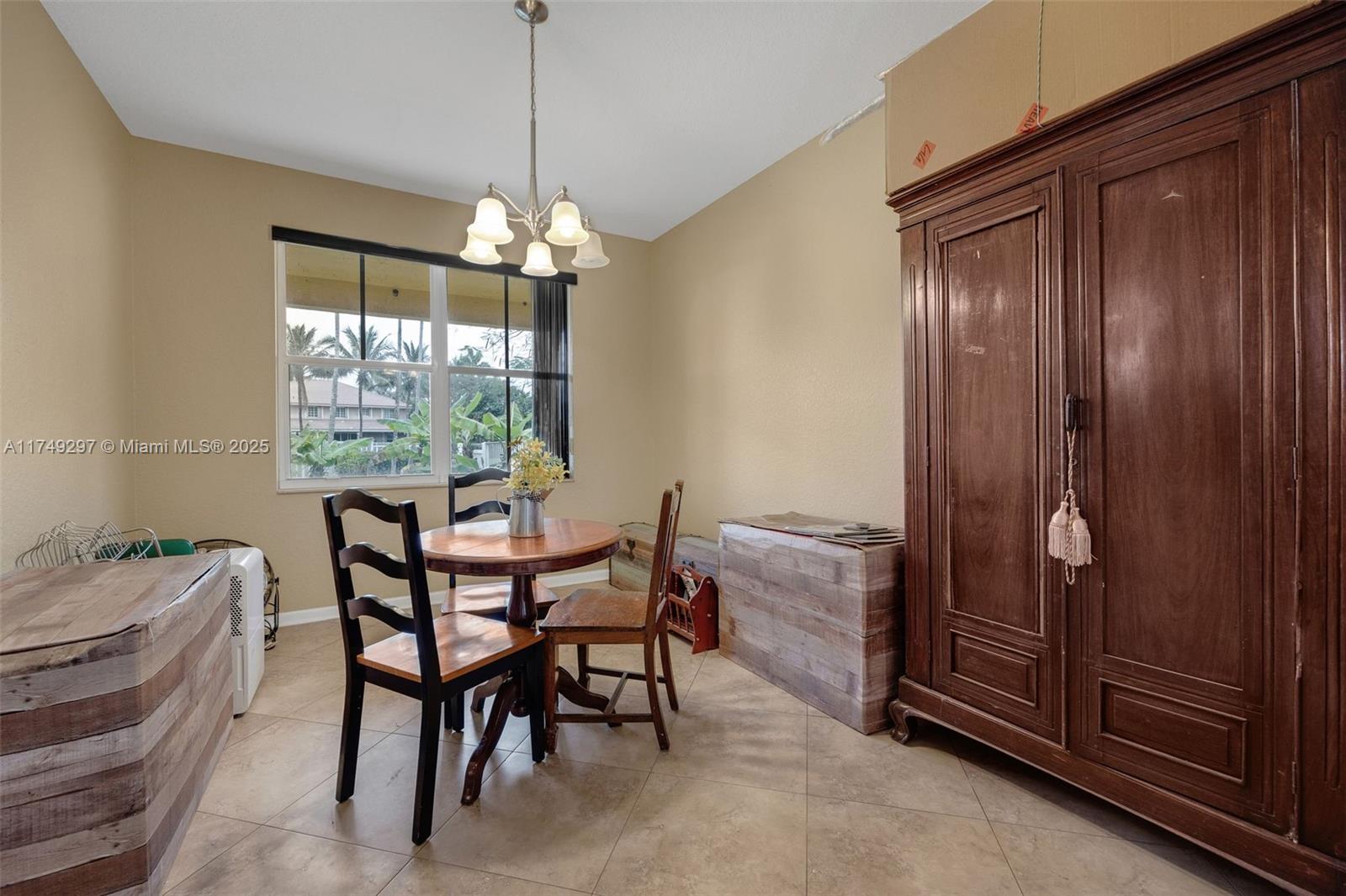 1050 Lavender Cir, Weston, Florida image 14