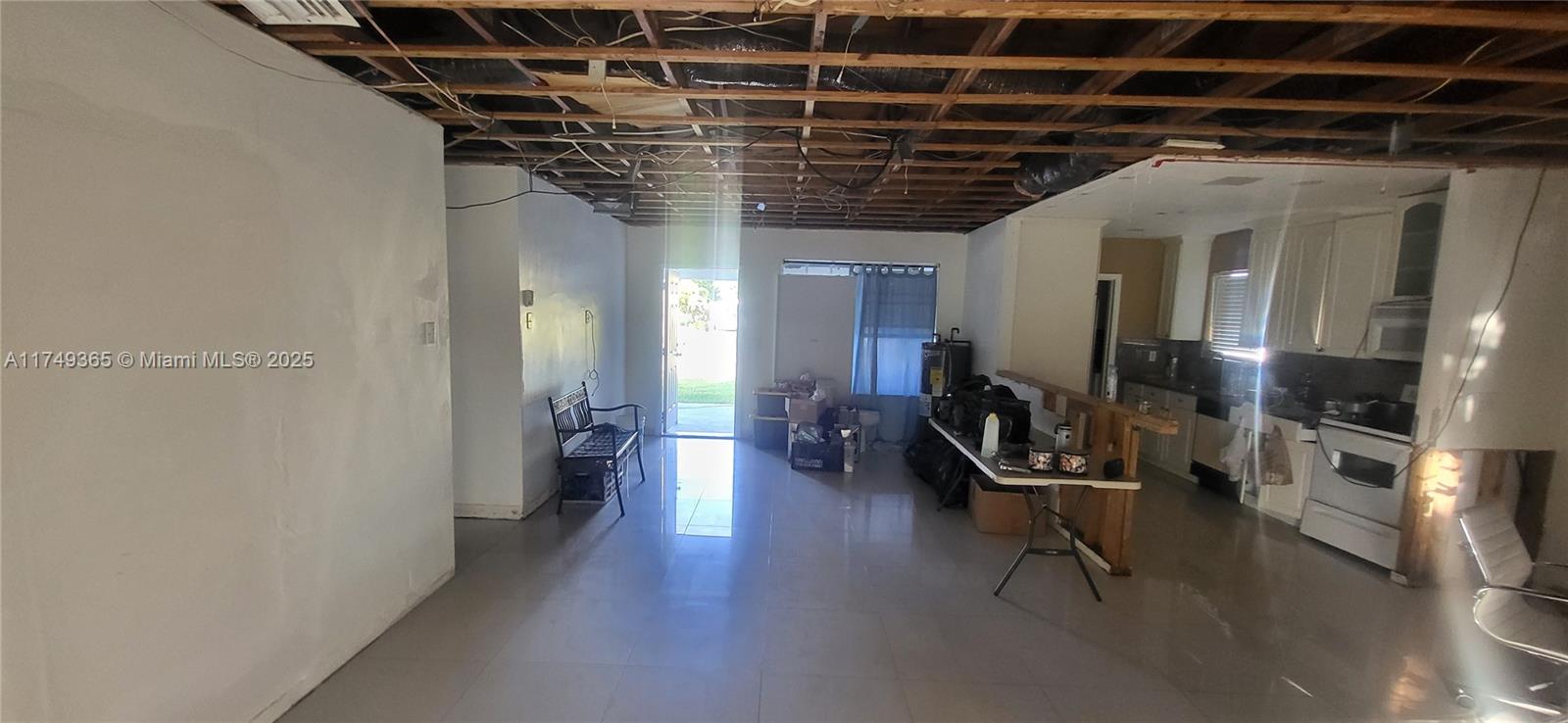 731 SW 3rd Ave, Hallandale Beach, Florida image 22