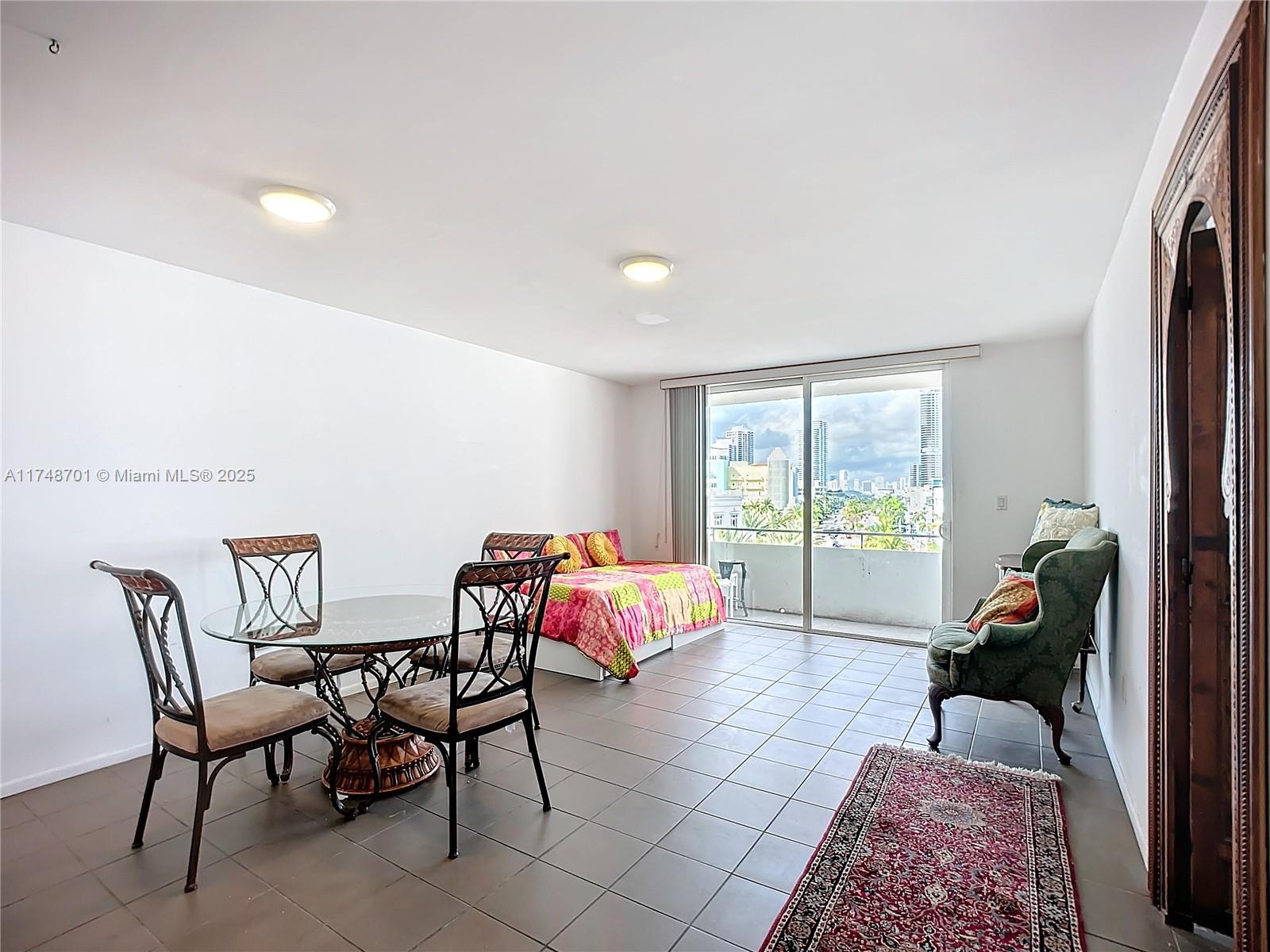 465 Ocean Dr #701, Miami Beach, Florida image 4