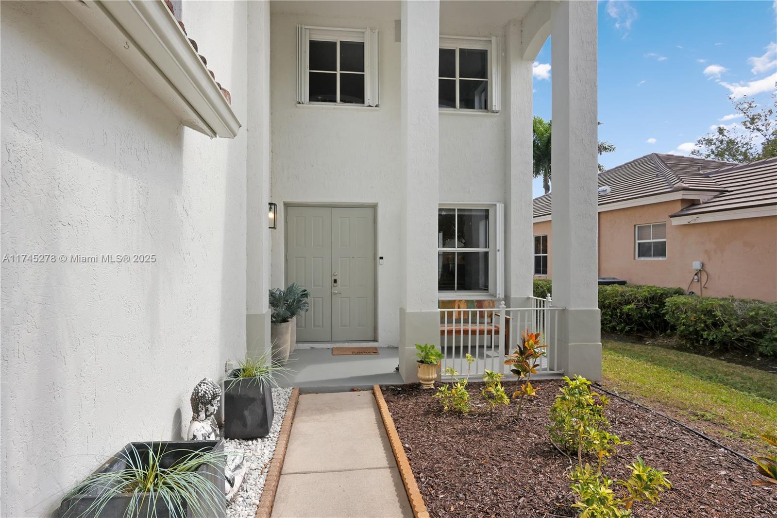 932 Nandina Dr, Weston, Florida image 3