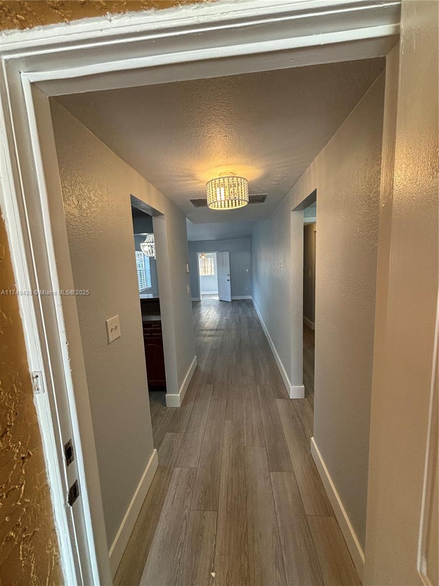 2350 W 53rd Ter #12, Hialeah, Florida image 4