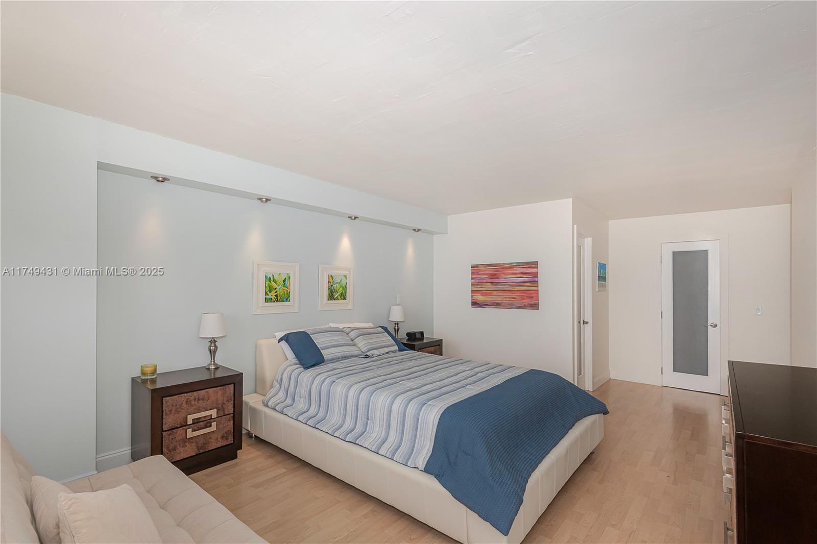 Listing Photo 15