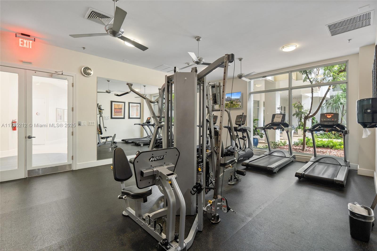 1830 Radius Dr #820, Hollywood, Florida image 25