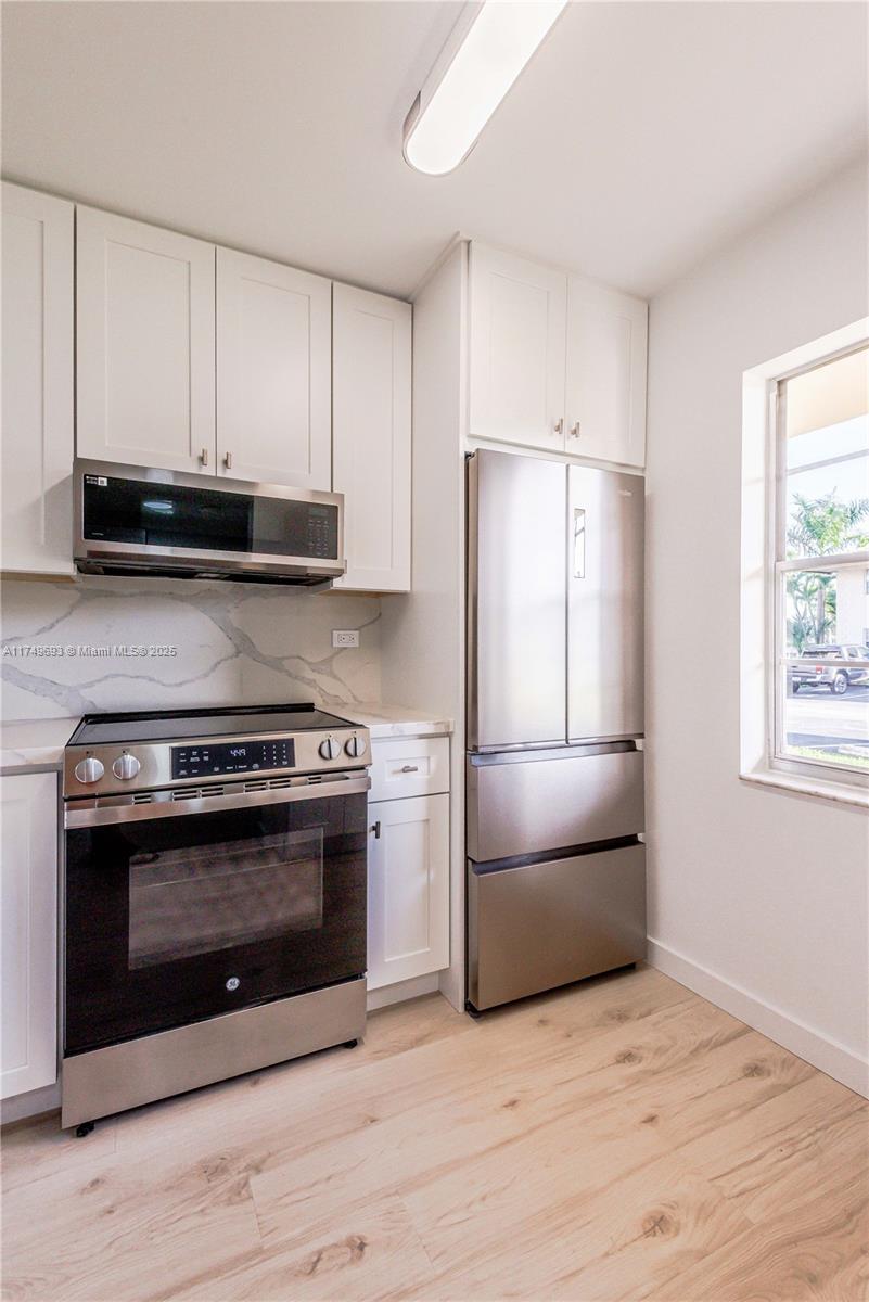 5550 Lakeside Dr #104, Margate, Florida image 3