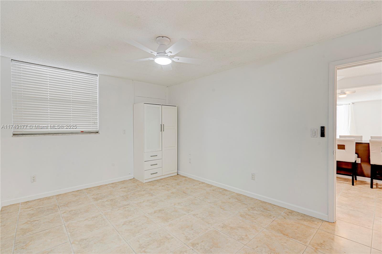 Residential, North Bay Village, Florida image 22