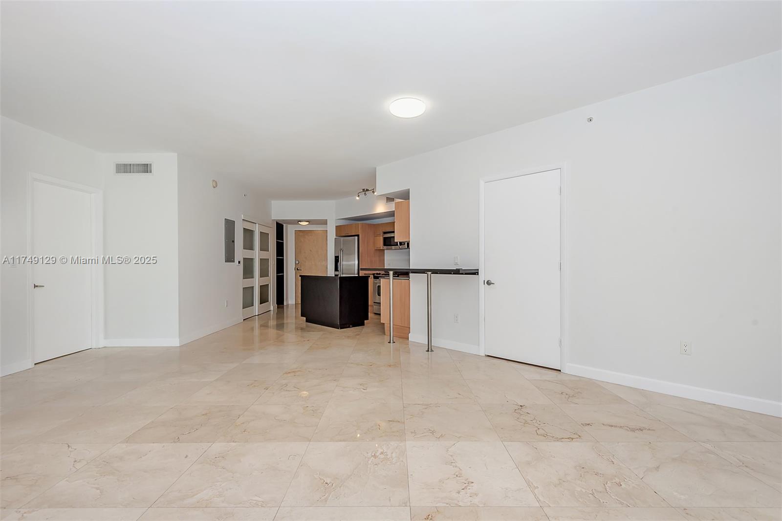 350 S Miami Ave #2702, Miami FL 33130