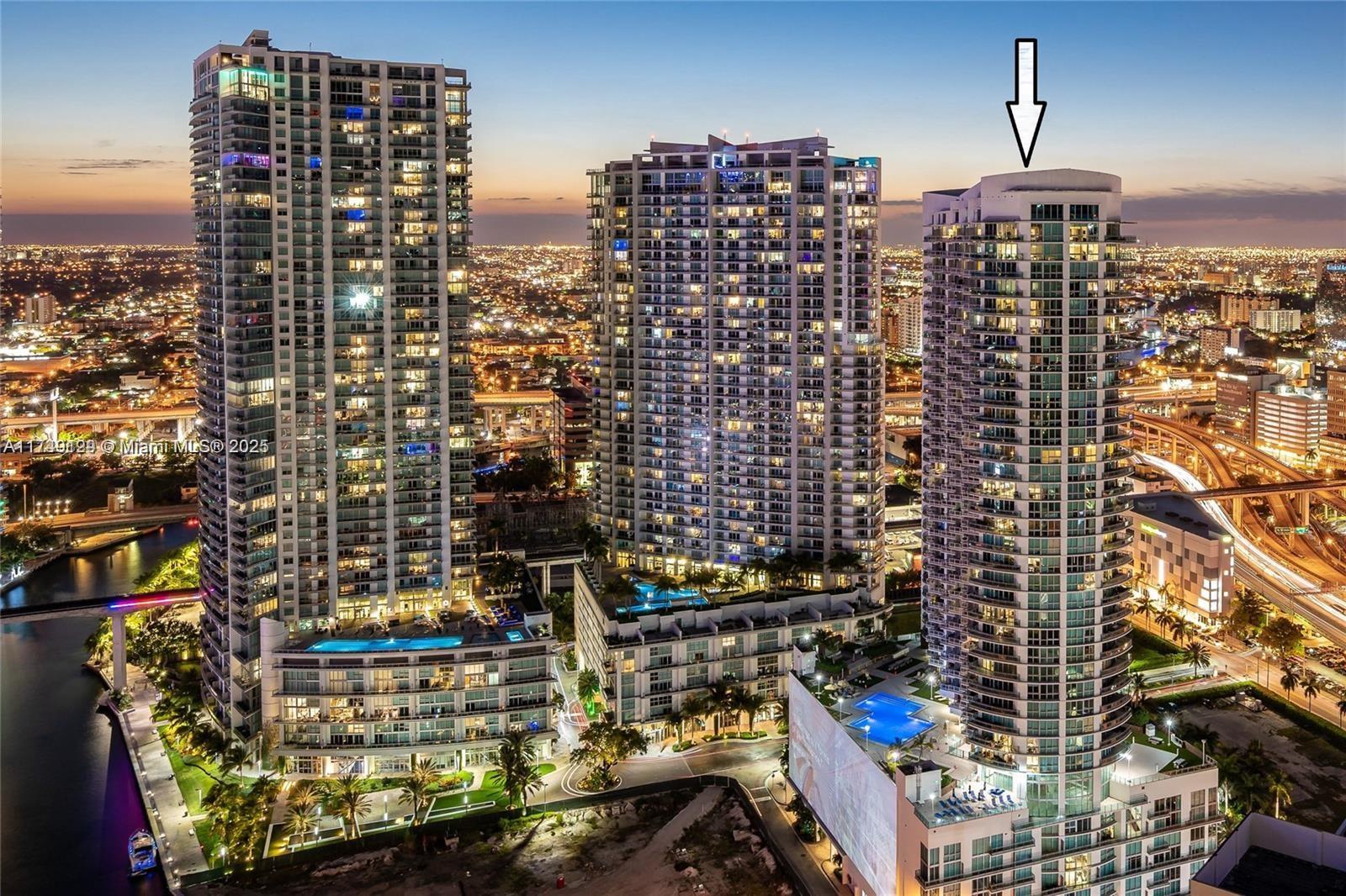 350 S Miami Ave #2702, Miami FL 33130