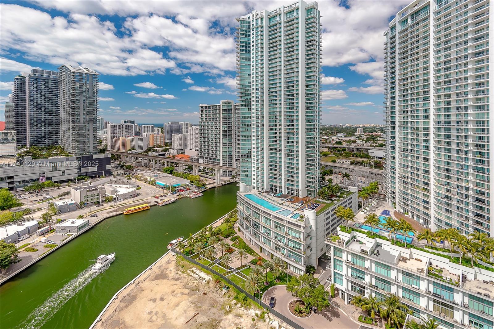350 S Miami Ave #2702, Miami FL 33130