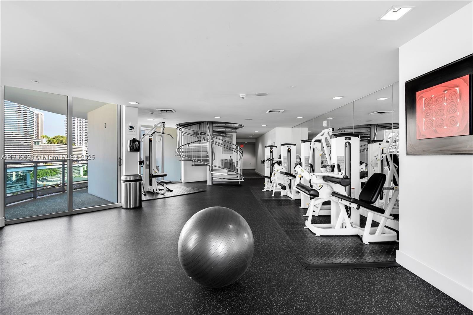 350 S Miami Ave #2702, Miami FL 33130