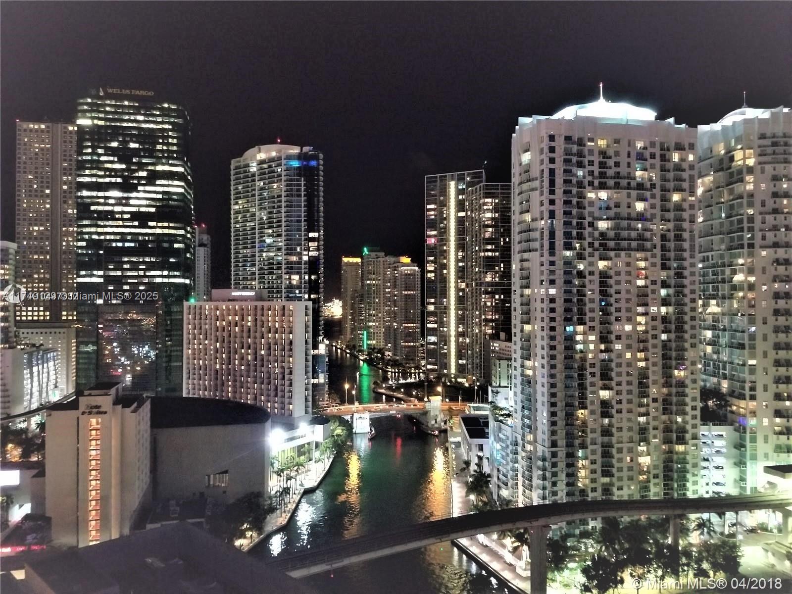 350 S Miami Ave #2702, Miami FL 33130