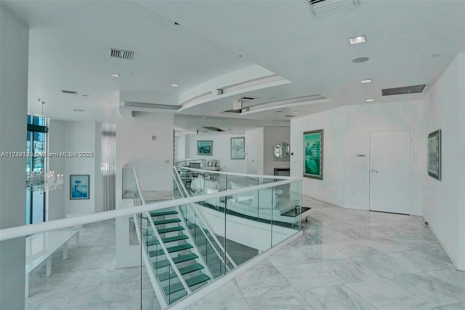 350 S Miami Ave #2702, Miami FL 33130