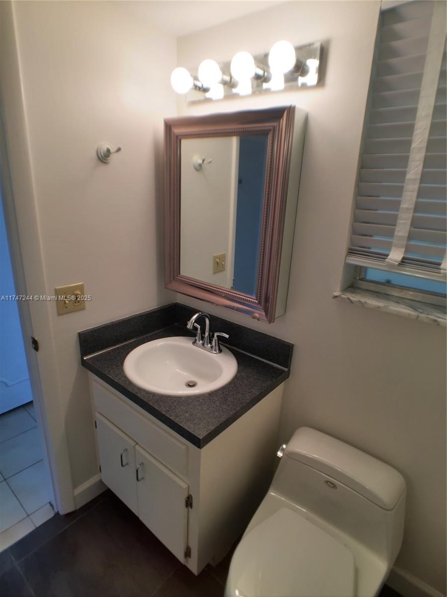 1821 Jefferson Ave #205, Miami Beach, Florida image 5