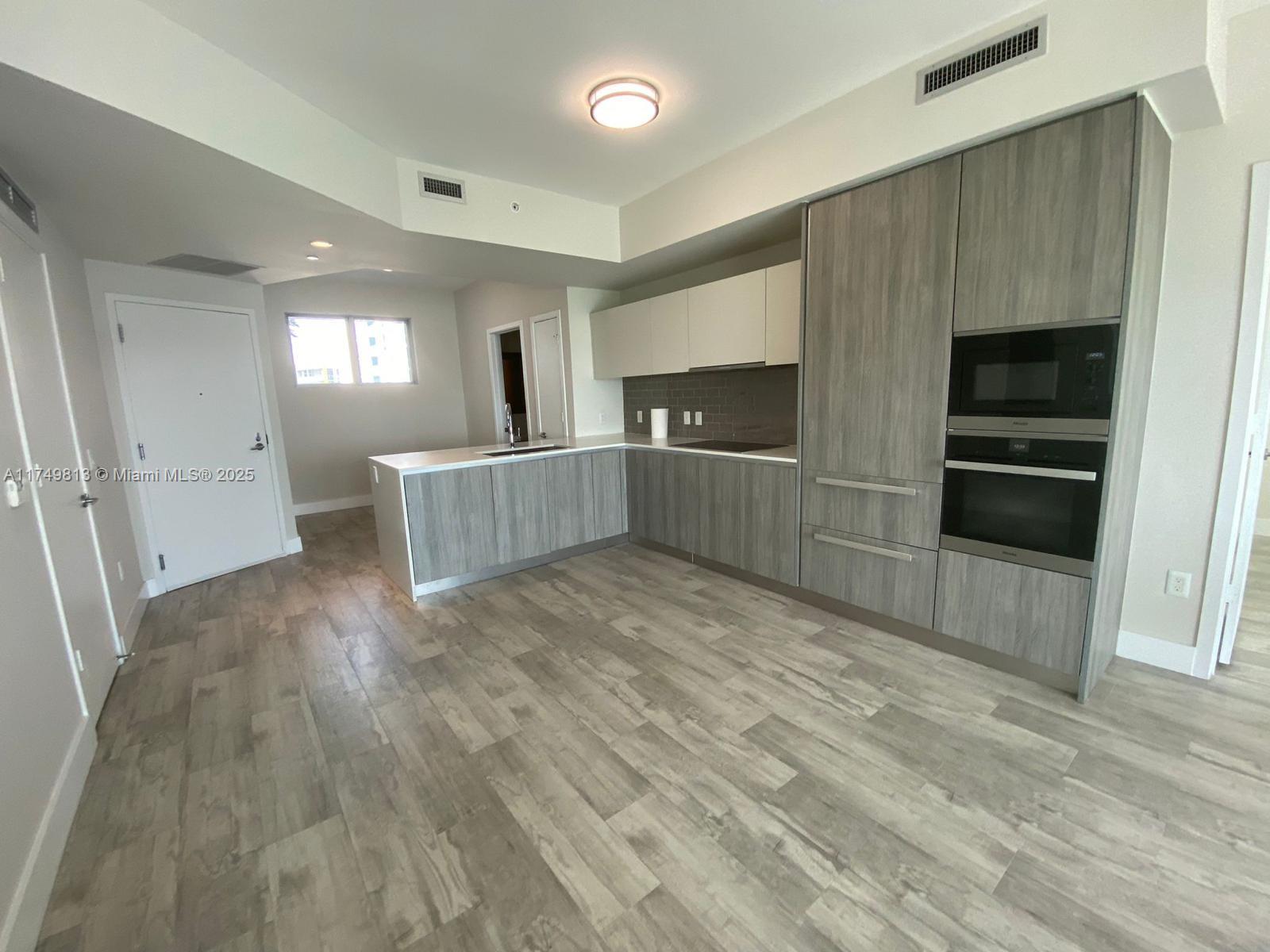 2900 NE 7th Ave #705, Miami FL 33137
