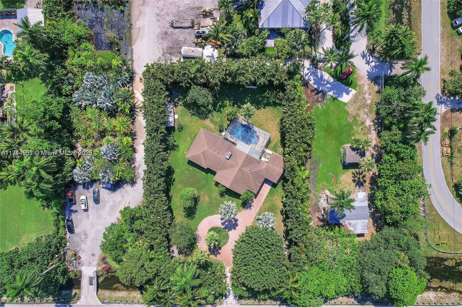 4851 SW 106th Ave, Davie, Florida image 2