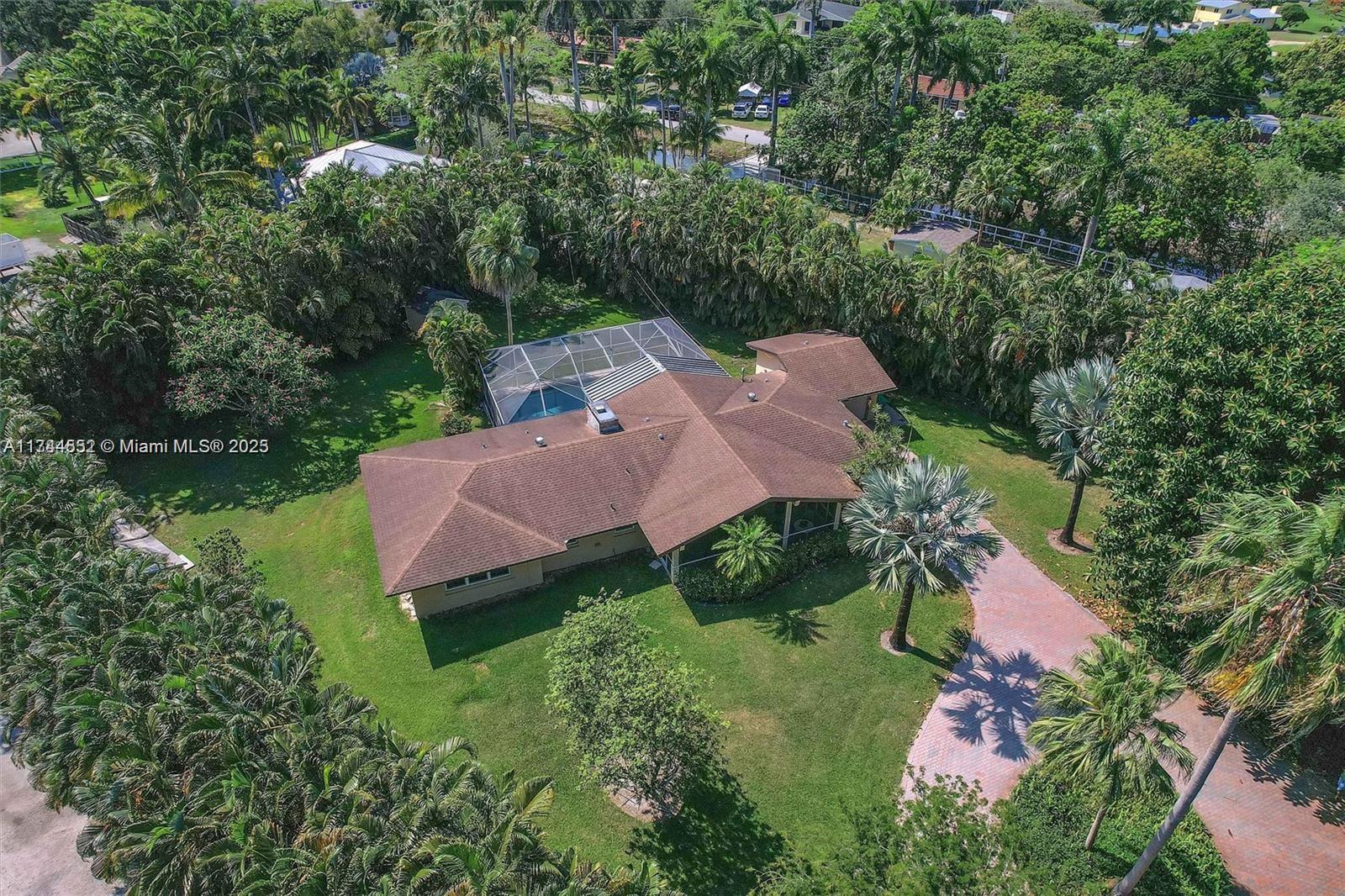 4851 SW 106th Ave, Davie, Florida image 6