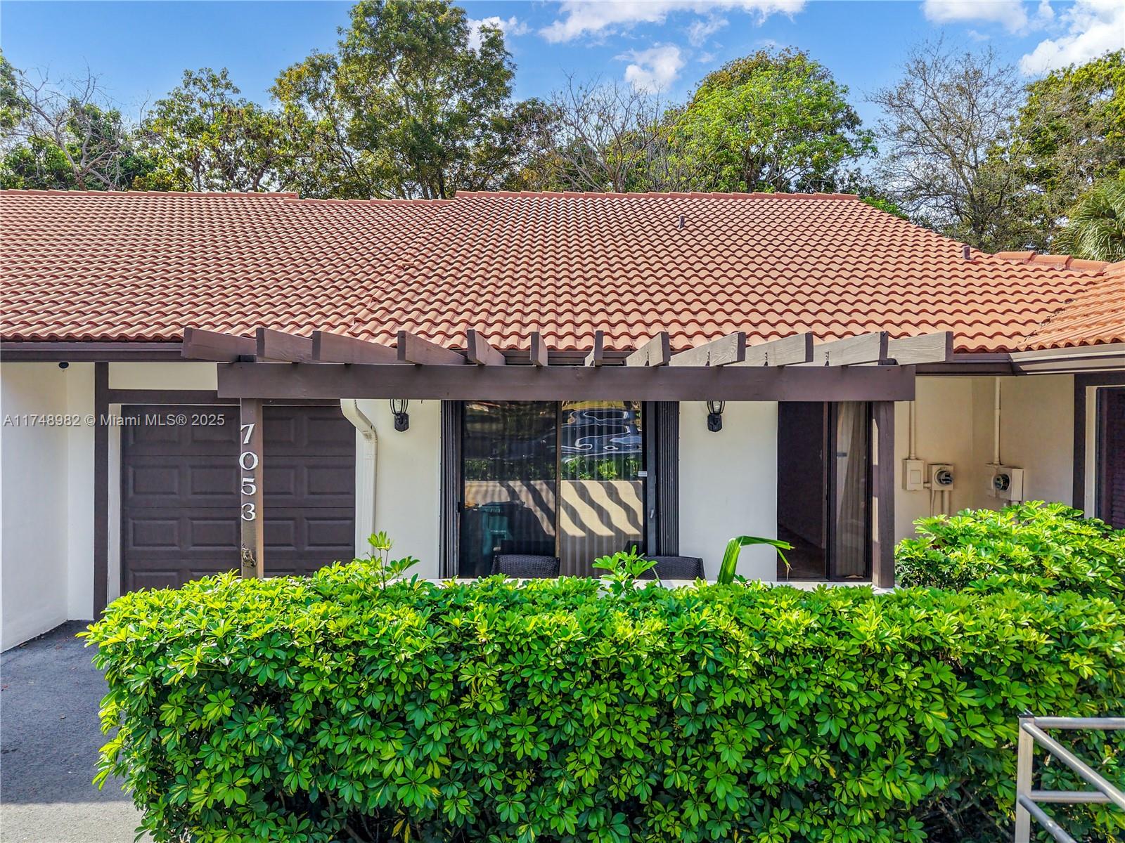 7053 Marlberry Ln #7053, Tamarac, Florida image 2