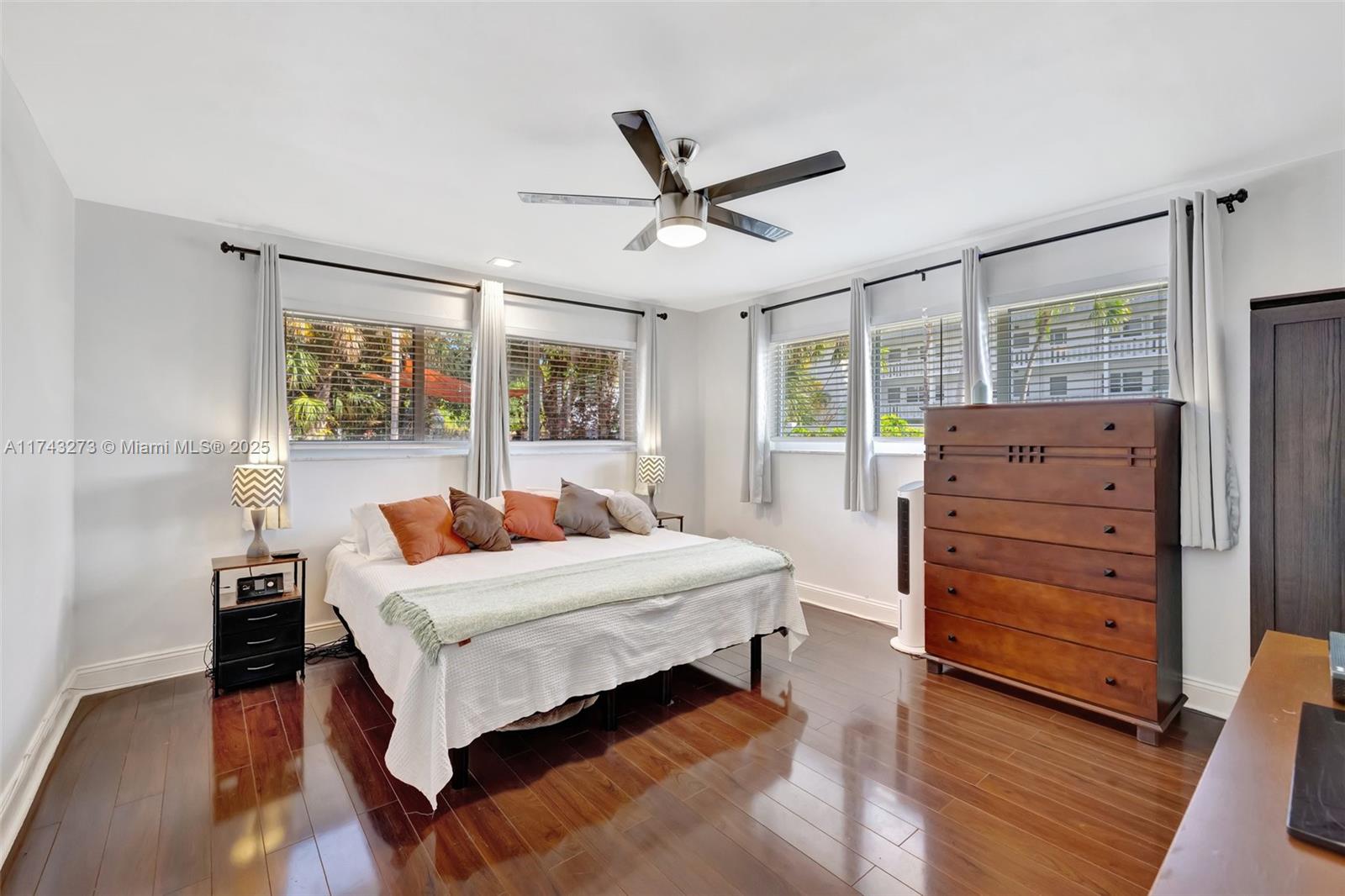 2261 NE 62nd St, Fort Lauderdale, Florida image 16