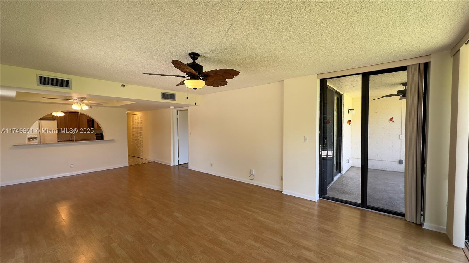 7030 Half Moon Cir #121, Hypoluxo, Florida image 14