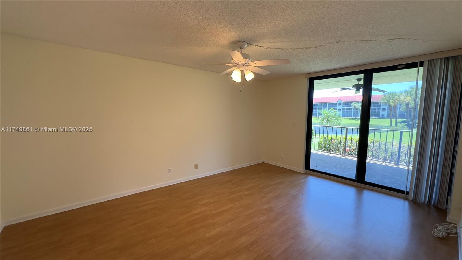 7030 Half Moon Cir #121, Hypoluxo, Florida image 16