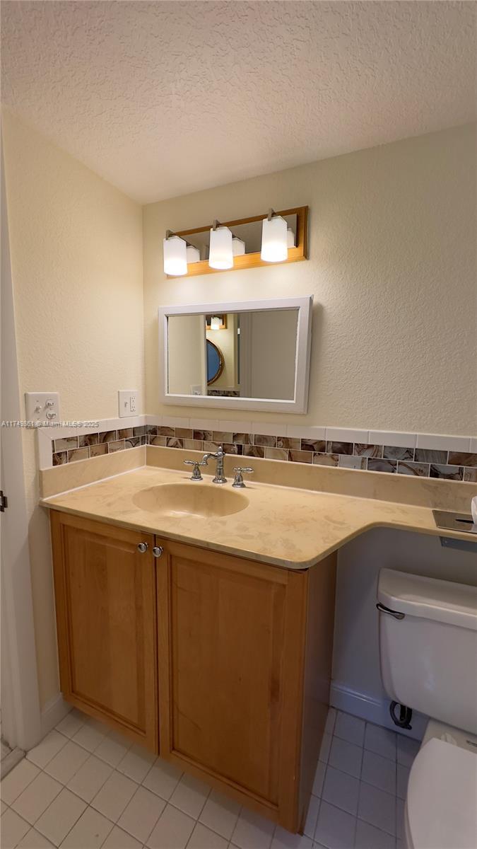 7030 Half Moon Cir #121, Hypoluxo, Florida image 25