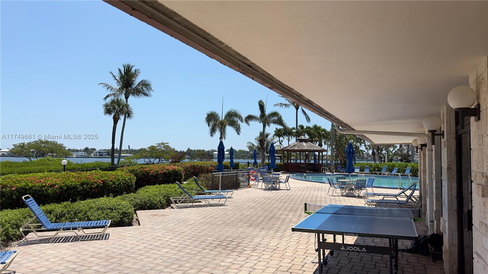 7030 Half Moon Cir #121, Hypoluxo, Florida image 36