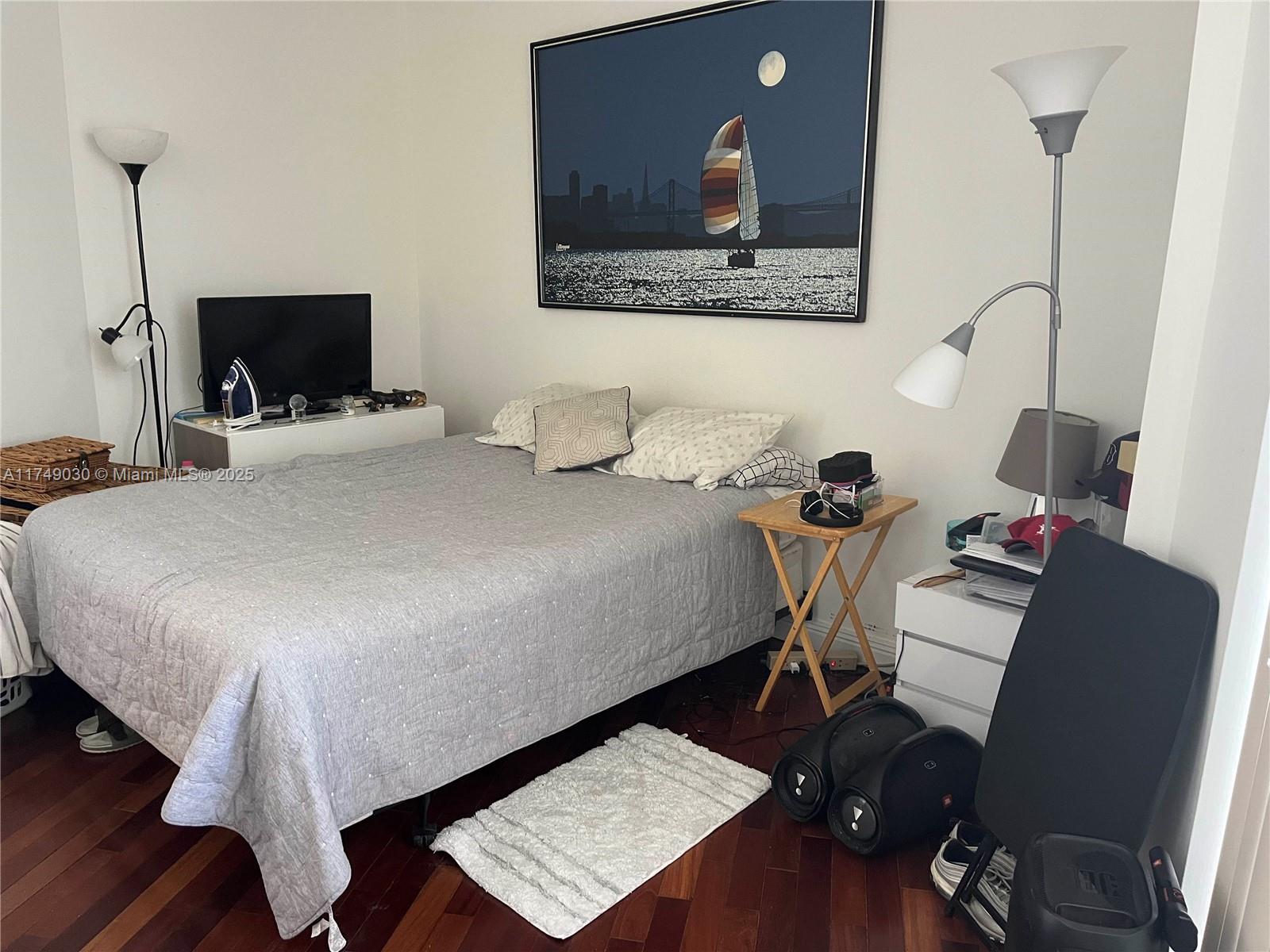 Listing Photo 9