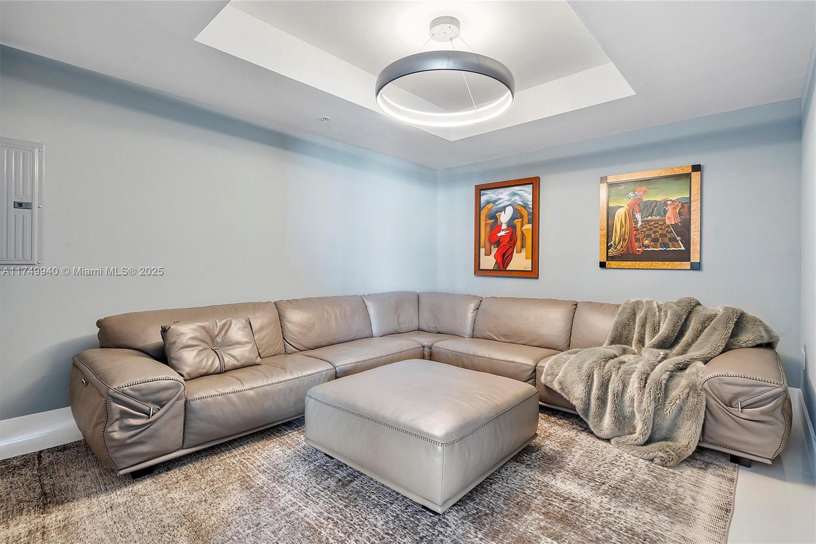 Listing Photo 12