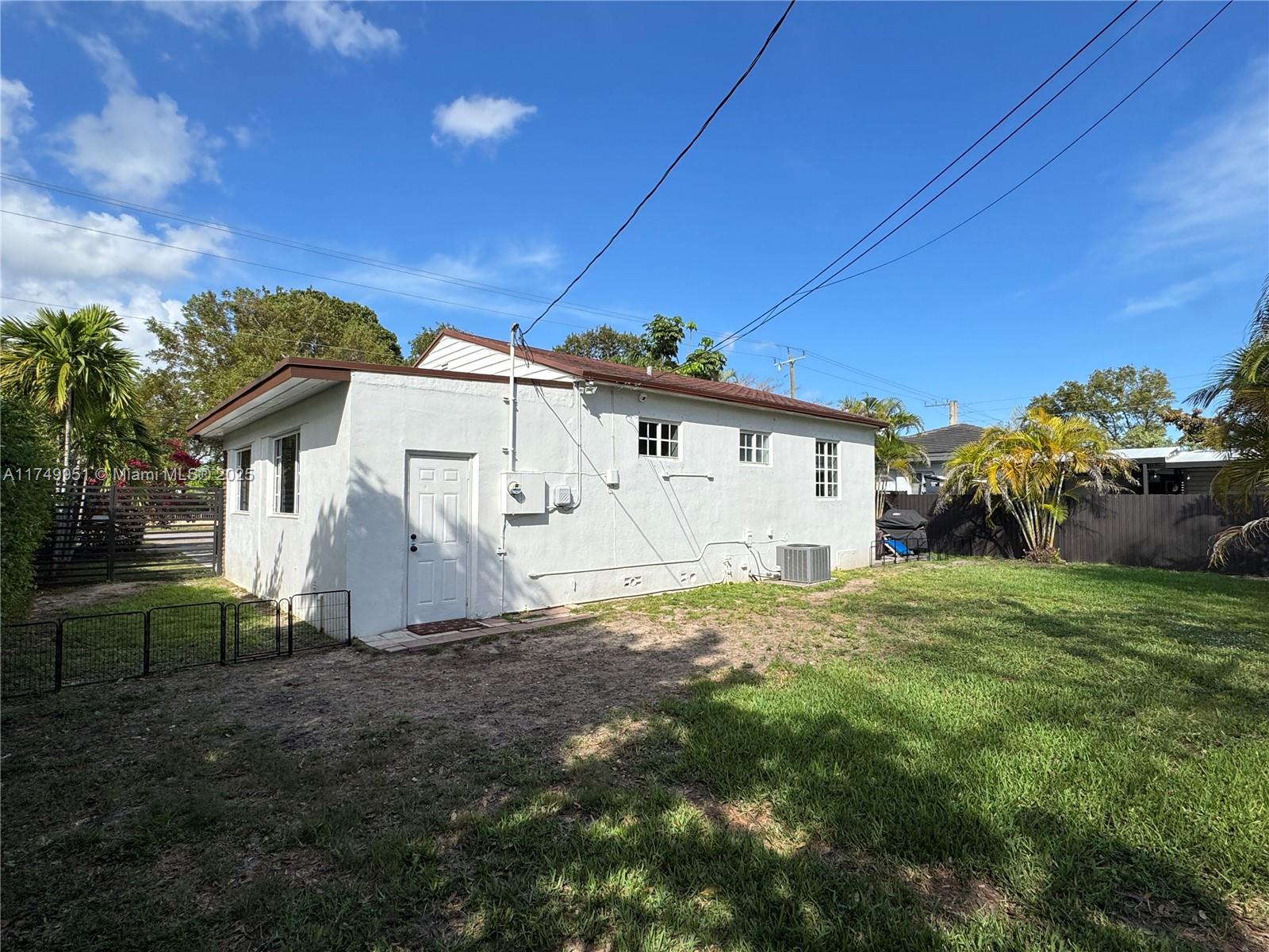 6520 SW 16th St, West Miami, Florida image 22