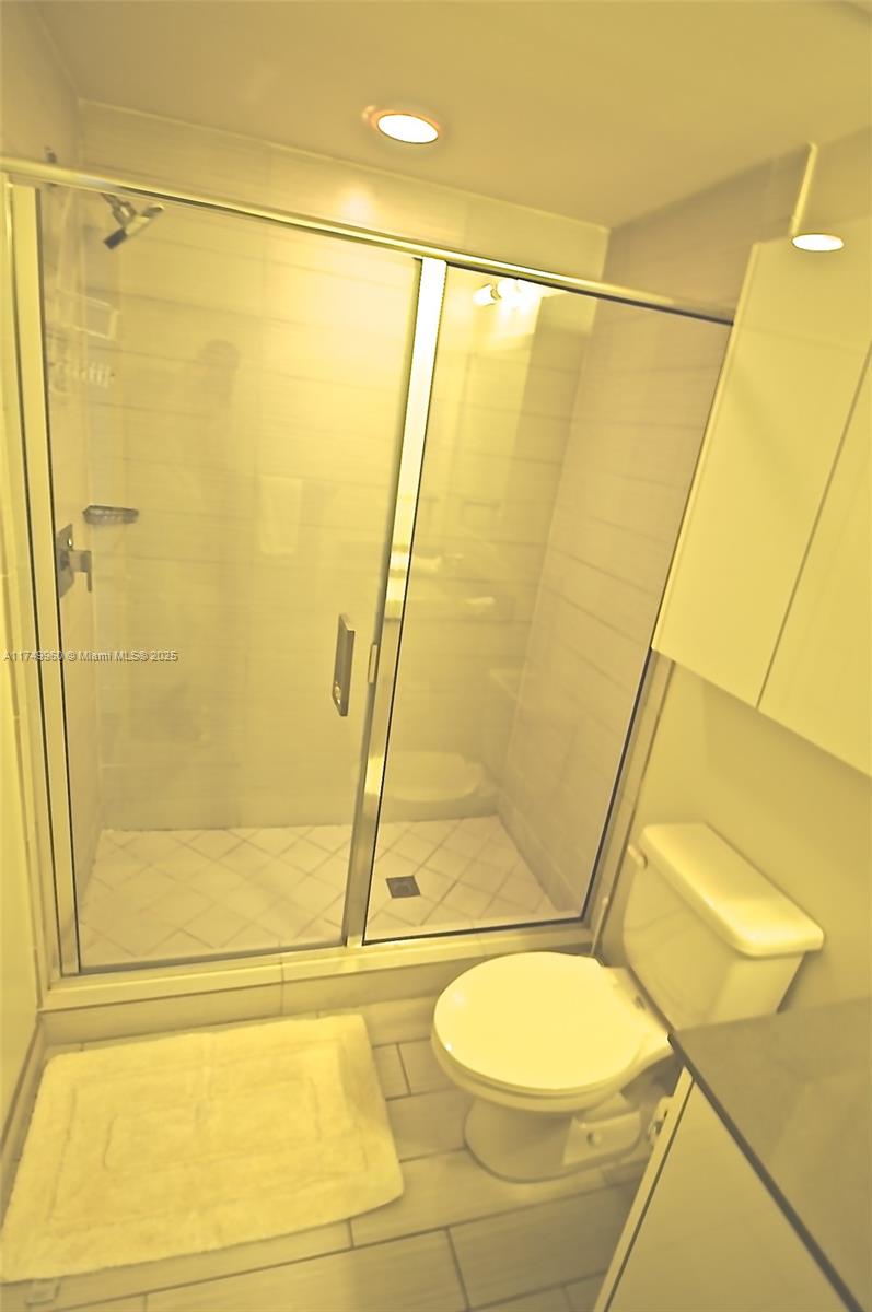 999 SW 1st Ave #2802, Miami FL 33130