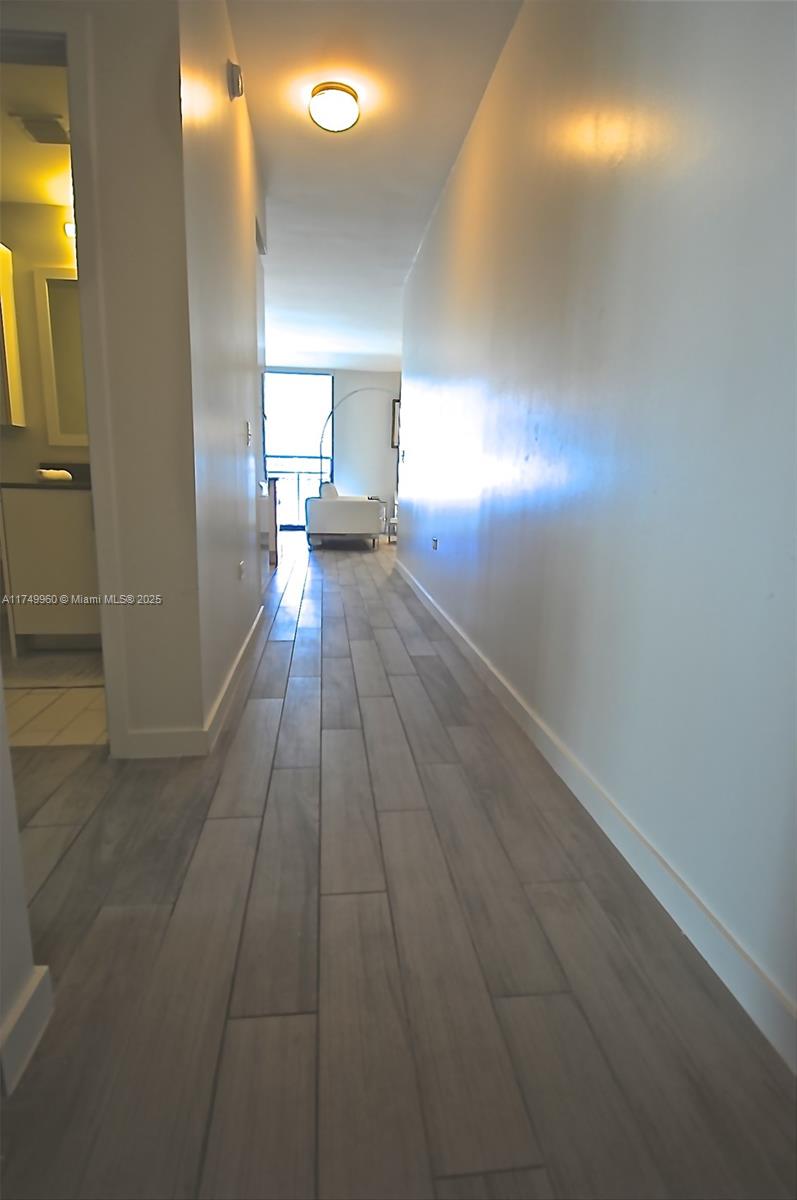 999 SW 1st Ave #2802, Miami FL 33130