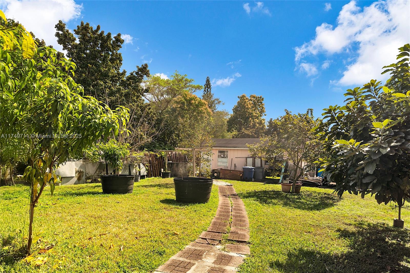 Listing Photo 28
