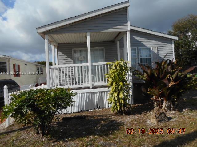 1901 SW 87th Ter, Davie, Florida image 45