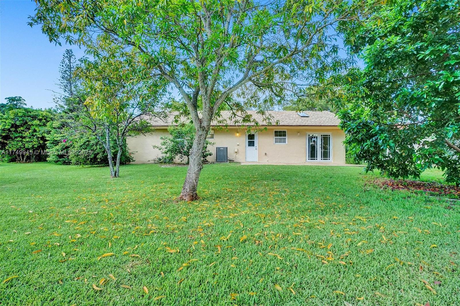 2124 Nova Village Dr, Davie, Florida image 37