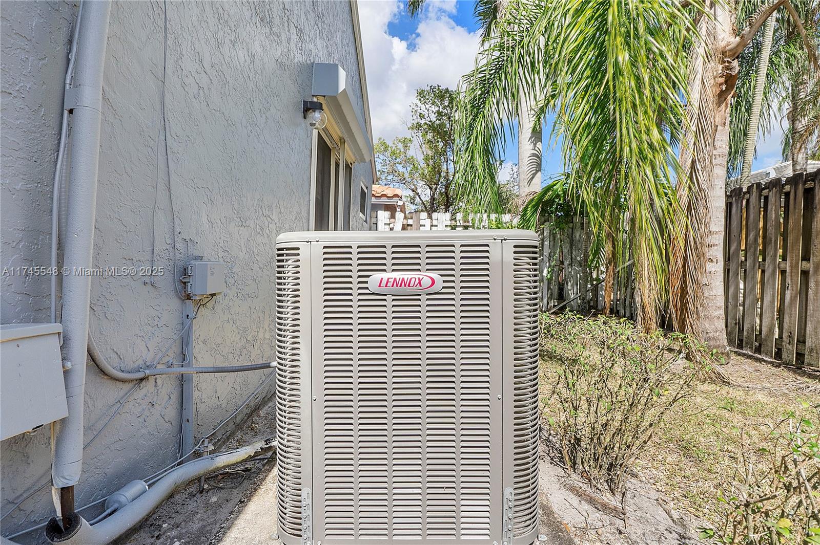 9964 NW 2nd Ct, Plantation, Florida image 28