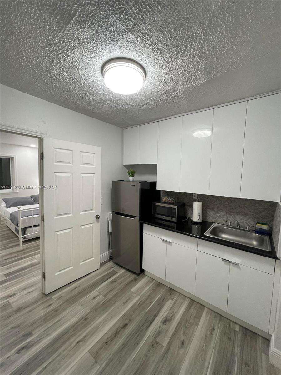 2035 NW 34th St, Miami, Florida image 4