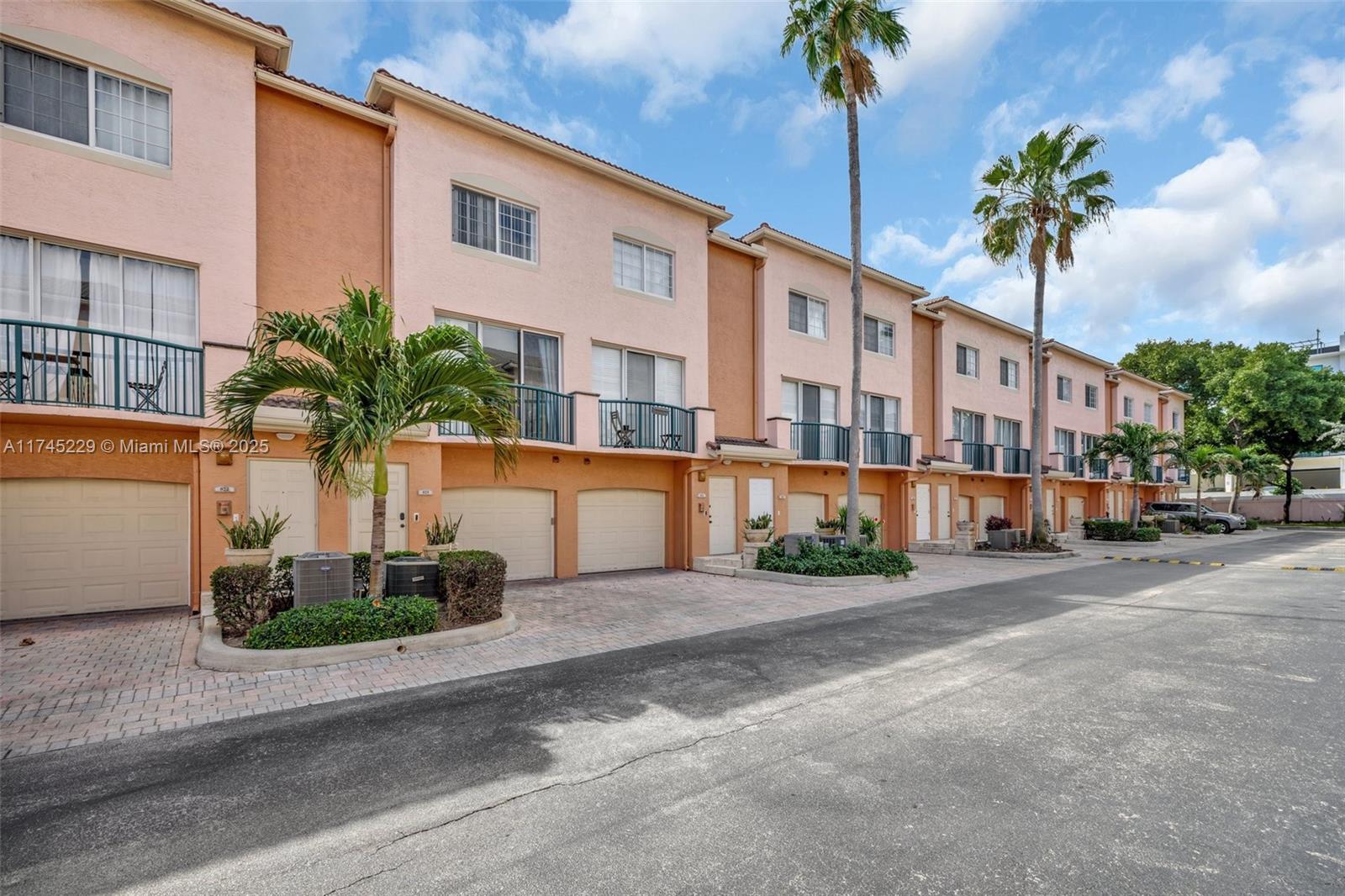 2107 SE 10th Ave #823, Fort Lauderdale, Florida image 1