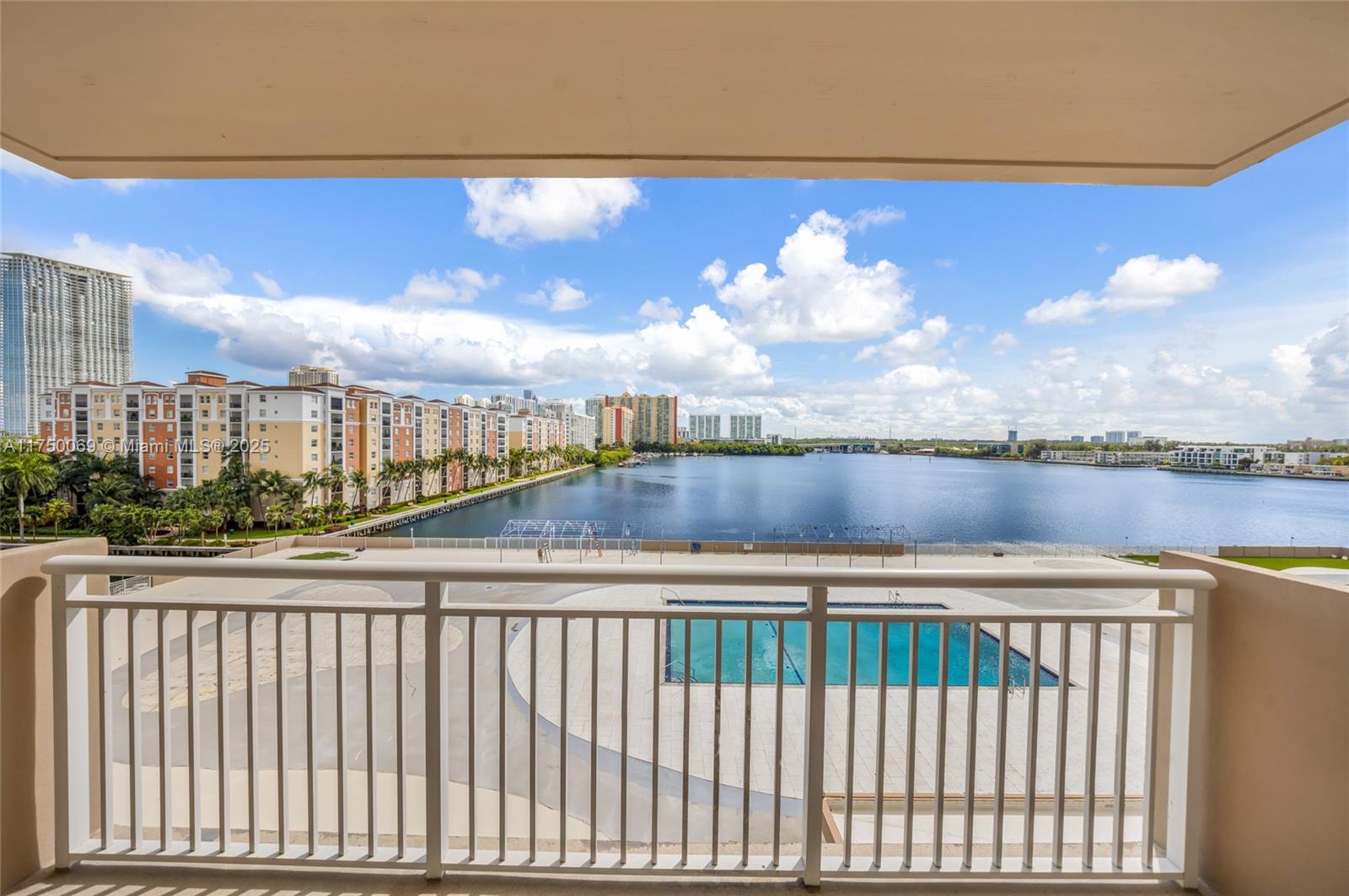 250 174th St #601, Sunny Isles Beach, Florida image 11