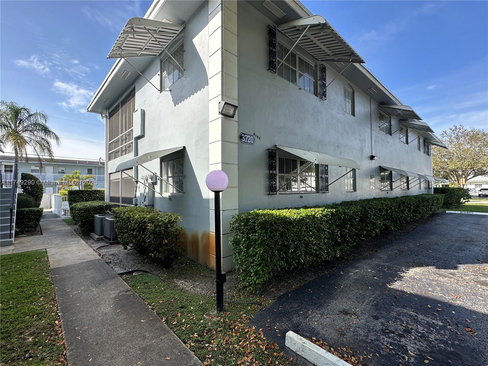 3720 Harrison St #1, Hollywood, Florida image 39