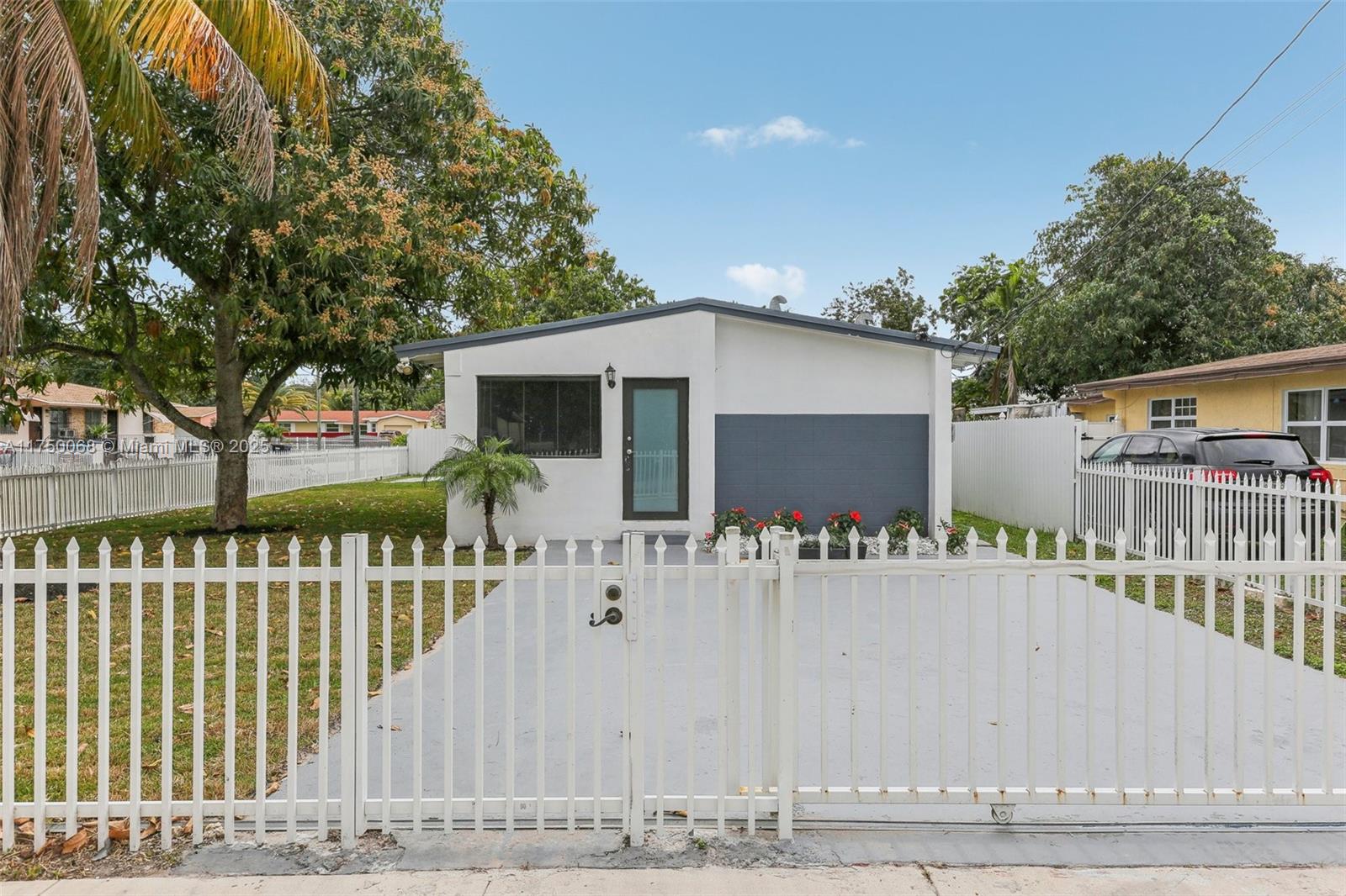 290 NE 171st Ter, North Miami Beach, Florida image 30